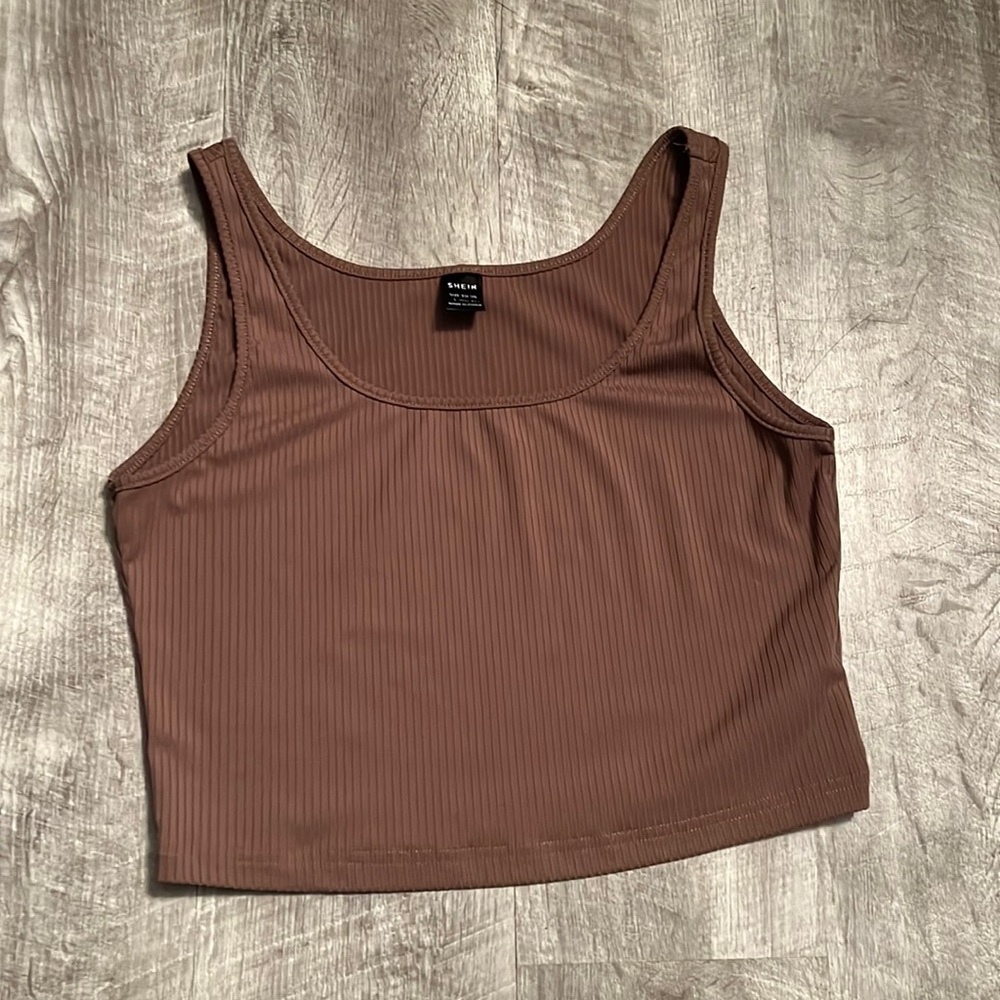 CROP TOP SIZE L